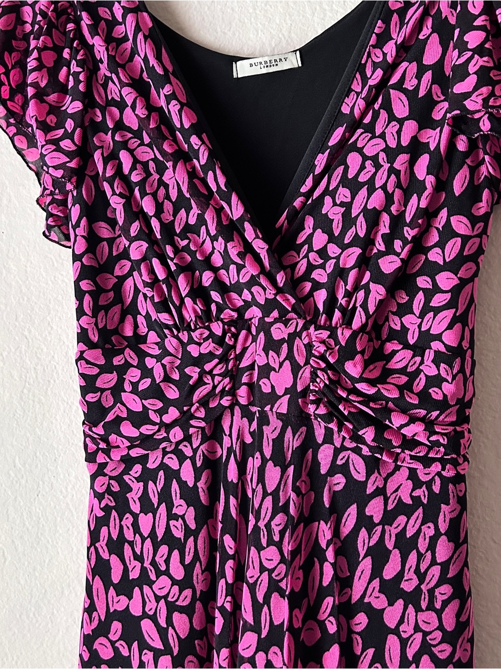 Burberry Black Dress with Pink Print - Picture 4 of 10